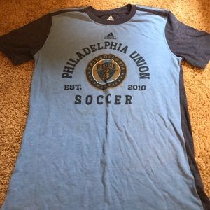 adidas classic vintage tee